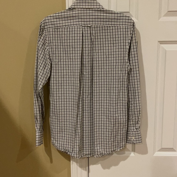Men’s Izod button down long sleeve dress shirt - Picture 5 of 7
